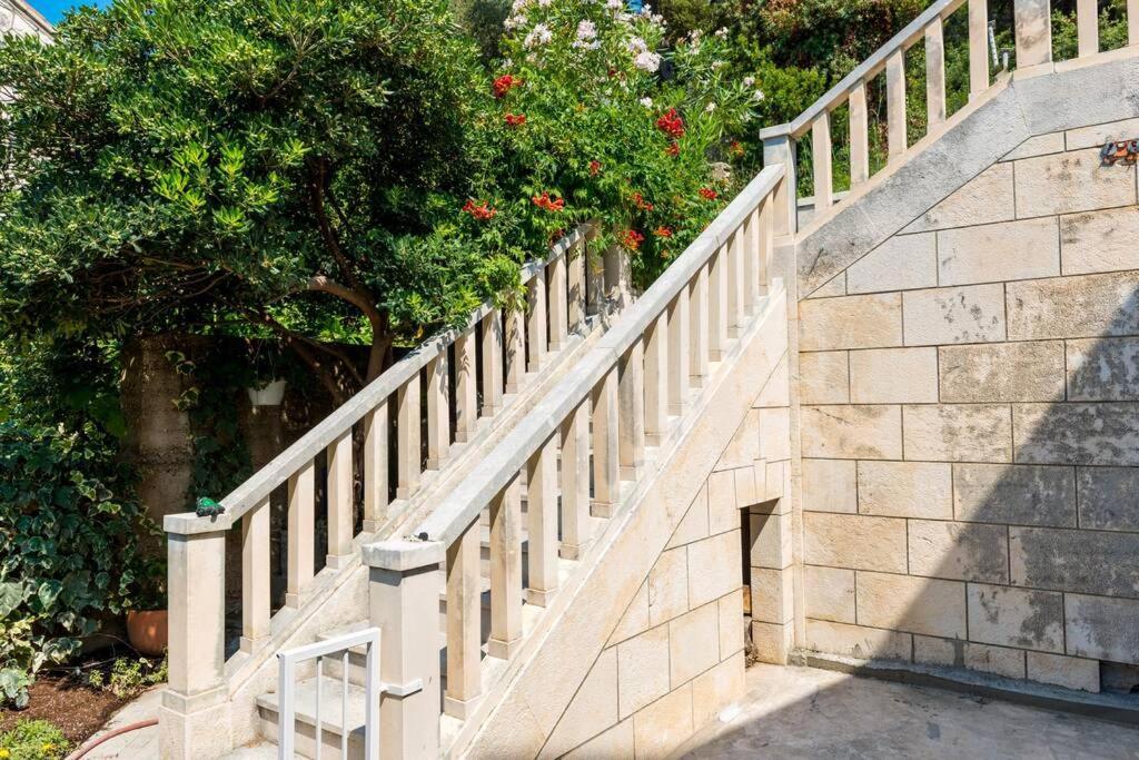 Betanija & Arijana Bayview Studio Apartments دوبروفينك المظهر الخارجي الصورة